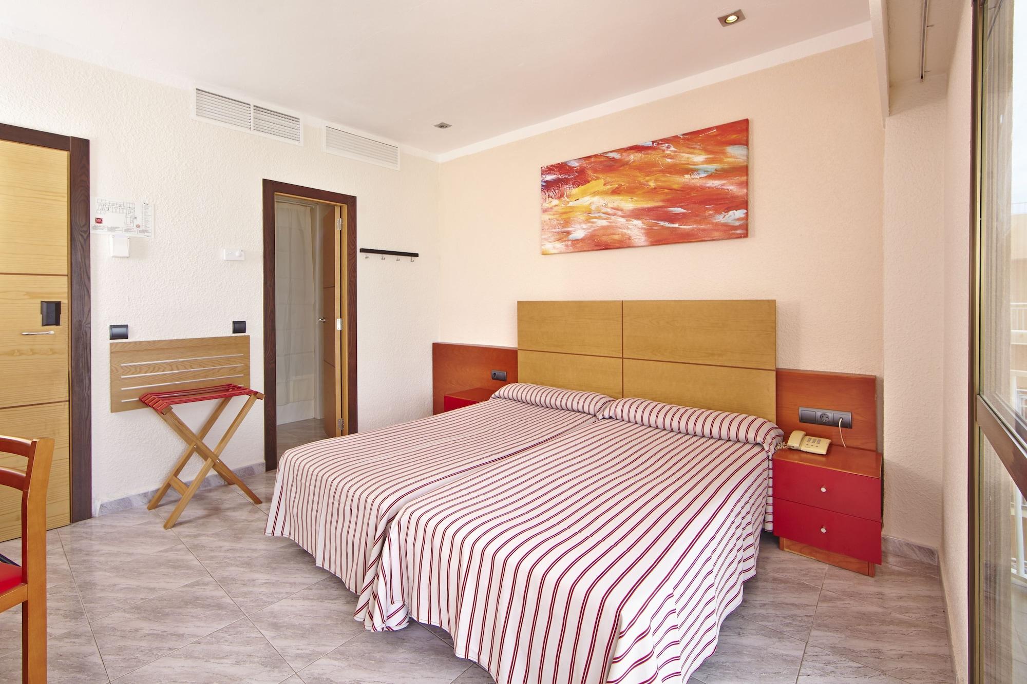Mll Caribbean Bay Hotel El Arenal  Exterior photo