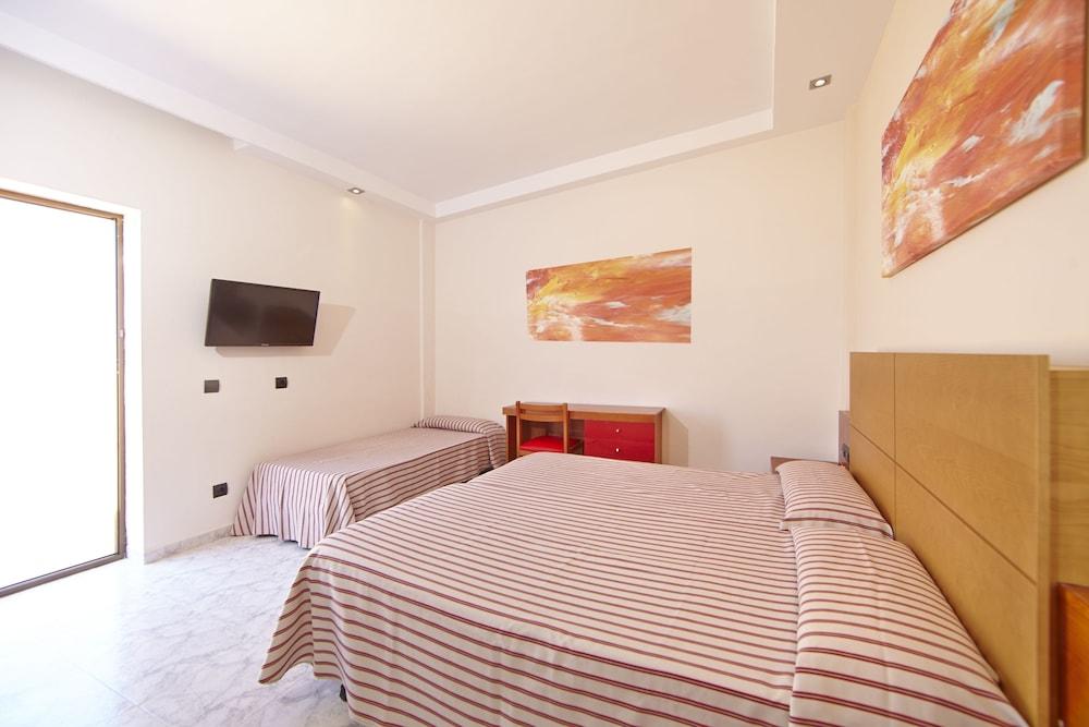 Mll Caribbean Bay Hotel El Arenal  Exterior photo